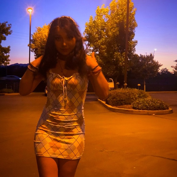 Meet your Posher, Gia - Picture 9 of 15